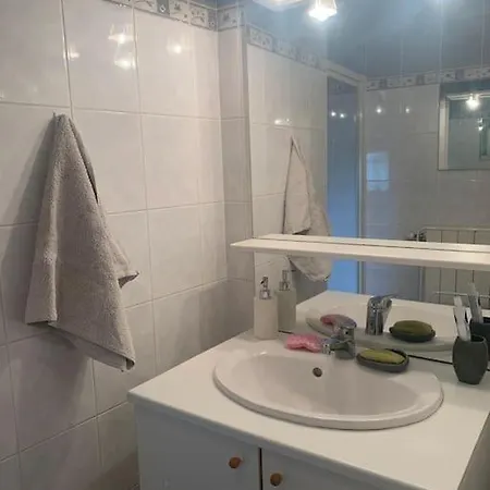 Dans Maison En Pierre A La Campagne Vakantiehuis *