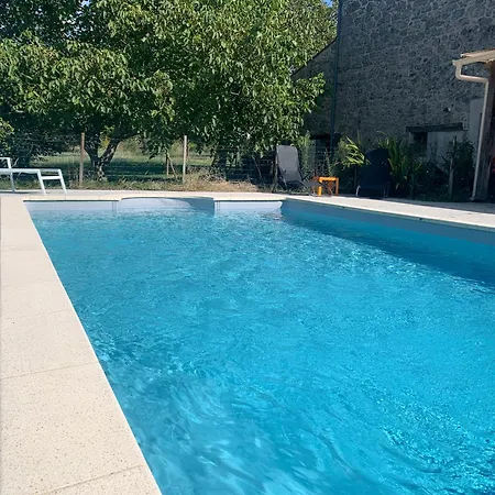 Vakantiehuis Dans Maison En Pierre A La Campagne