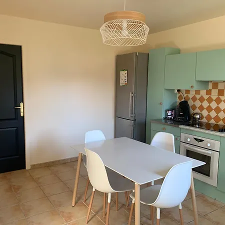 Vakantiehuis Dans Maison En Pierre A La Campagne