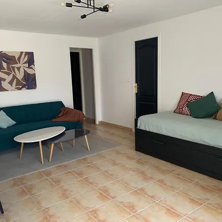 Vakantiehuis Dans Maison En Pierre A La Campagne